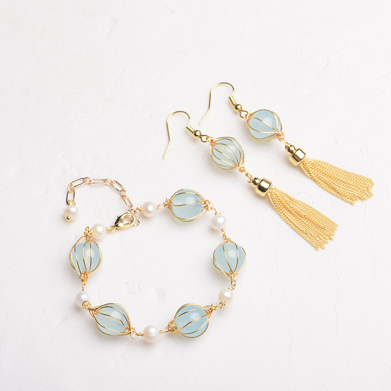 Vintage Fashion Accessories - Kolczyki z niebieskiego naturalnego jadeitu, modne