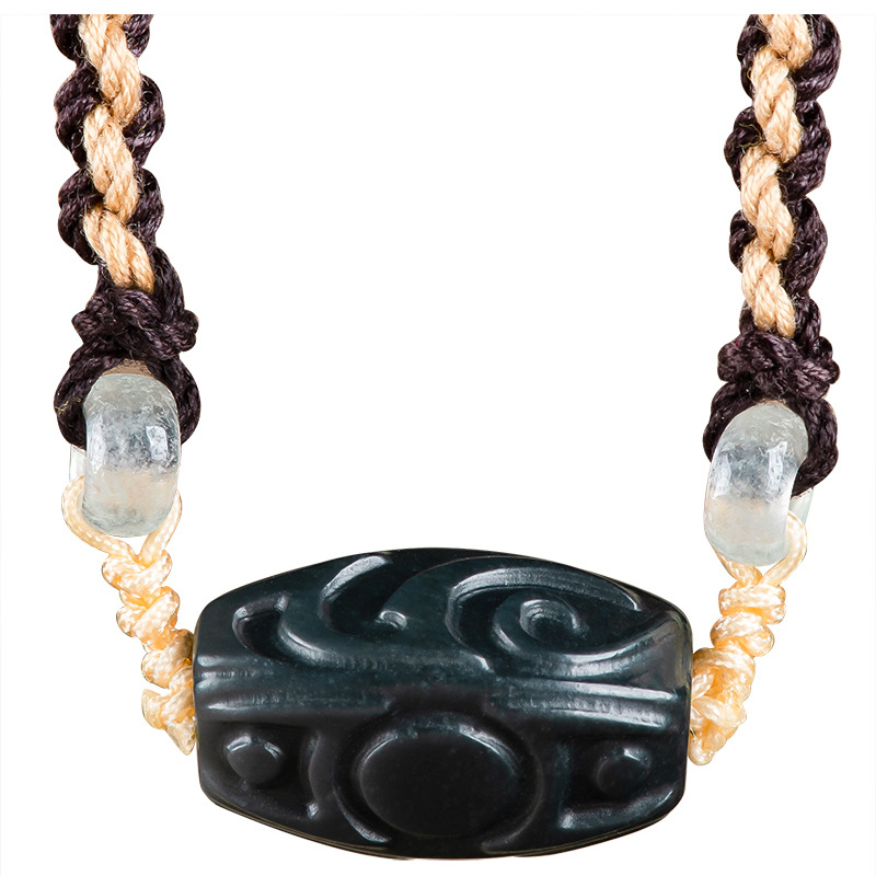 Naszyjnik z zawieszką z rzeźbi – Vintage Fashion Accessories recenzja i cena