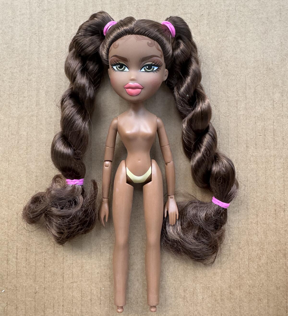 Oryginalna lalka Brazz z 2001  – Vintage Fashion Toys recenzja i cena